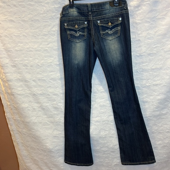 Twenty One Black by Rue 21 
Women's Jeans. 
Size 7/8 Regular - Picture 4 of 10